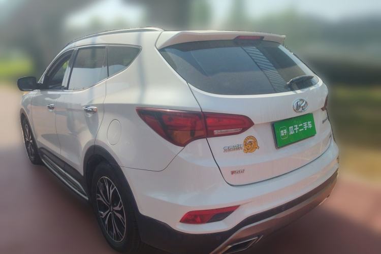 Used Hyundai Santa Fe 2017 2.0T Automatic All-Wheel Drive Smart 7-Seater Rear Left 45 Deg