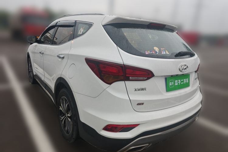 Used Hyundai Santa Fe 2017 2.4L Automatic Two-Wheel Drive Smart Version 5 Seats Rear Left 45 Deg