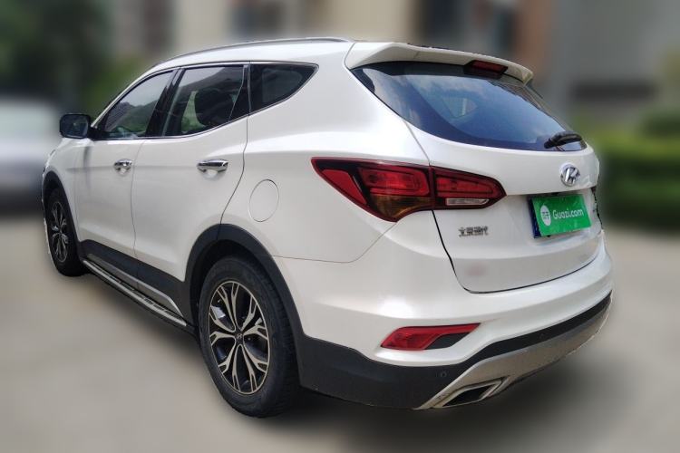 Used Hyundai Santa Fe 2017 2.4L Automatic Two-Wheel Drive Smart Version 5 Seats Rear Left 45 Deg