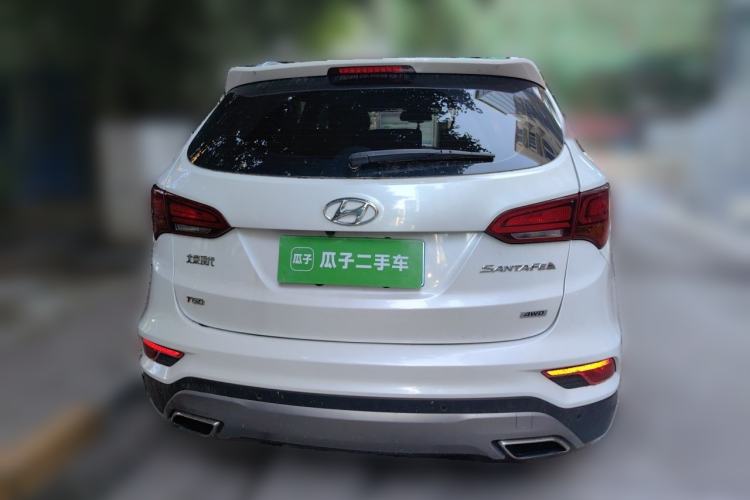 Used Hyundai Santa Fe 2017 2.0T Automatic All-Wheel Drive Smart 7-Seater Rear
