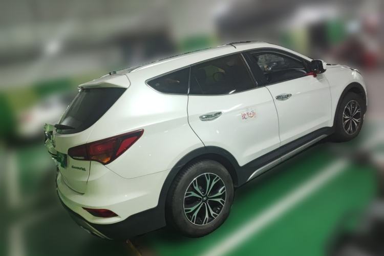 Used Hyundai Santa Fe 2017 2.4L Automatic Two-Wheel Drive Smart Version 5 Seats Rear Right 45 Deg