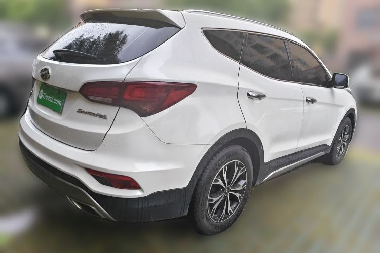 Used Hyundai Santa Fe 2017 2.4L Automatic Two-Wheel Drive Smart Version 5 Seats Rear Right 45 Deg