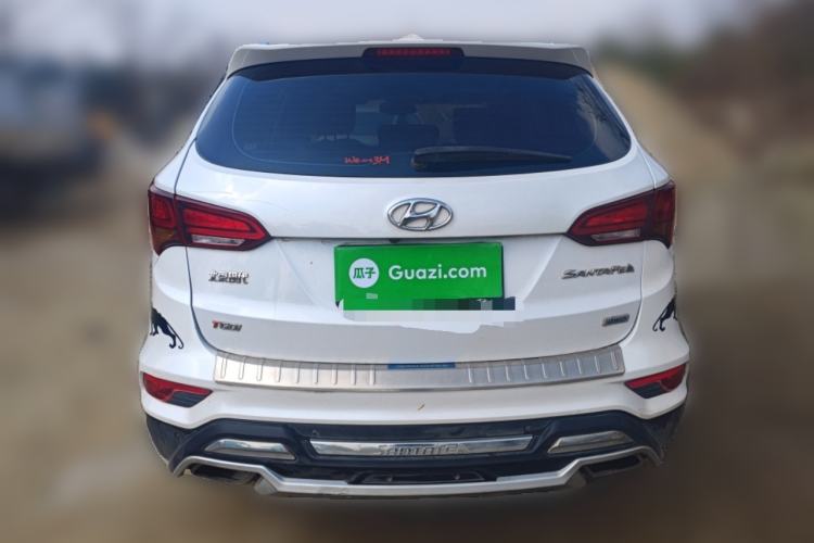 Used Hyundai Santa Fe 2017 2.0T Automatic All-Wheel Drive Smart 7-Seater Rear
