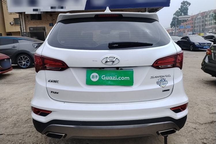 Used Hyundai Santa Fe 2017 2.0T Automatic All-Wheel Drive Smart 7-Seater Rear