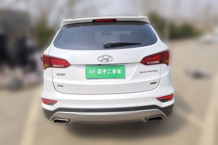 Used Hyundai Santa Fe 2017 2.0T Automatic All-Wheel Drive Smart 7-Seater Rear