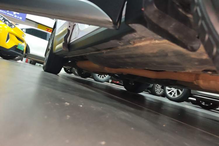Used Hyundai Santa Fe 2017 2.0T Automatic Two-Wheel Drive Smart Version 7 Seats Right Side Sill