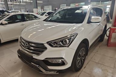 Used Hyundai Santa Fe 2017 2.0T Automatic All-Wheel Drive Smart 7-Seater