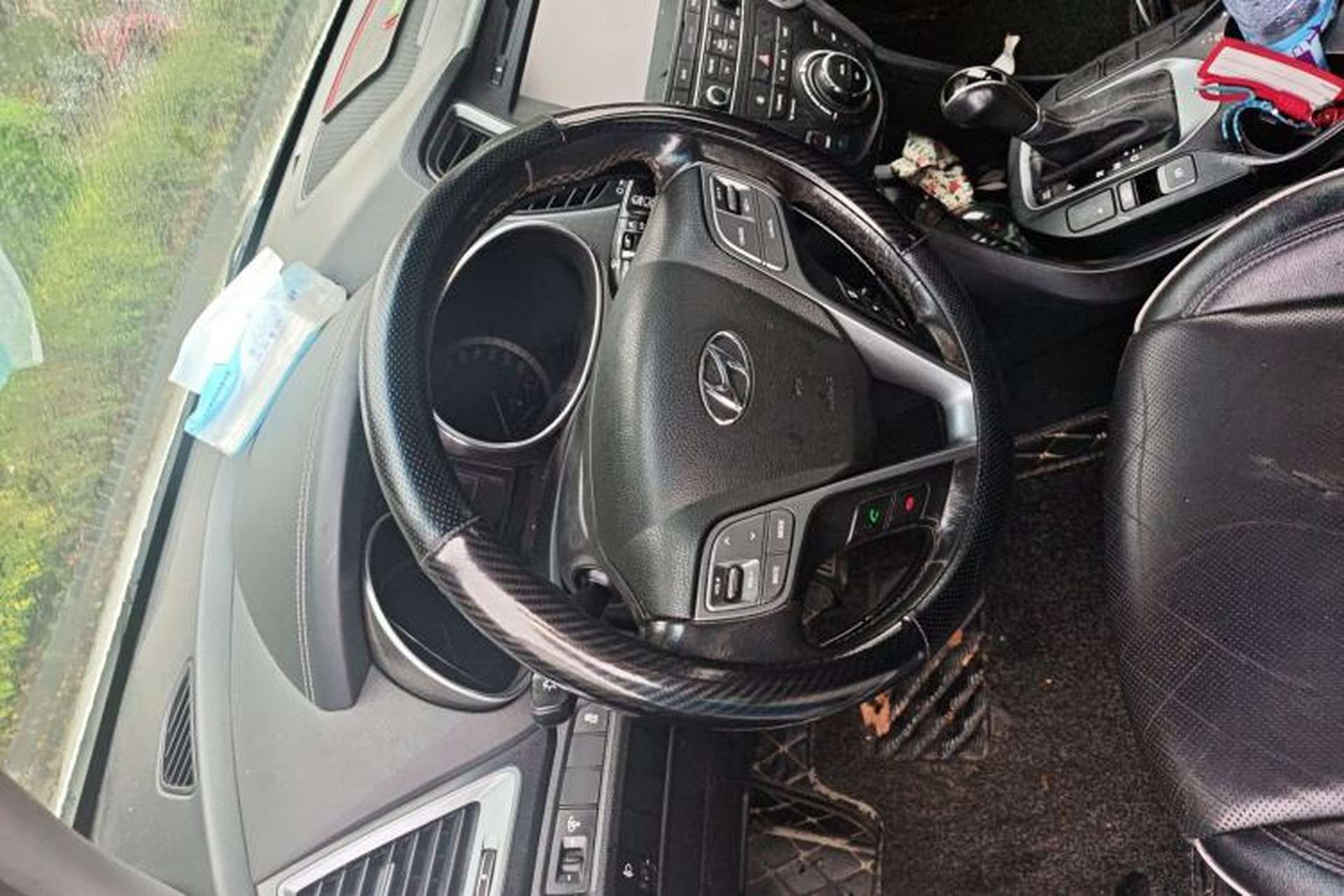 Used Hyundai Santa Fe 2017 2.0T Automatic Two-Wheel Drive Smart Version 7 Seats Steering Wheel