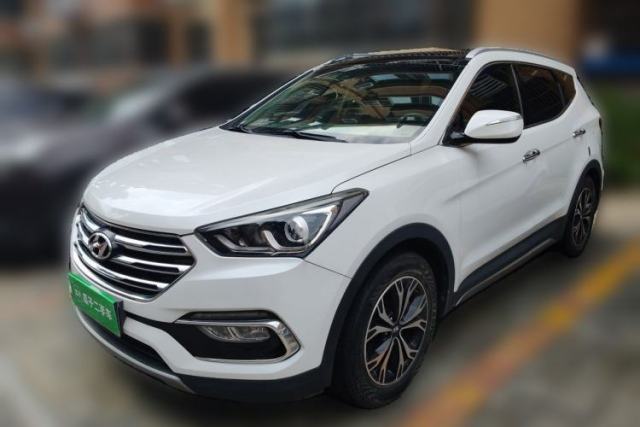 Used Hyundai Santa Fe 2017 2.0T Automatic All-Wheel Drive Smart 7-Seater