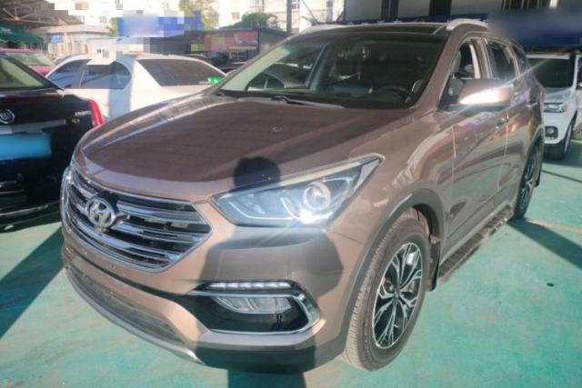 Used Hyundai Santa Fe 2017 2.0T Automatic All-Wheel Drive Smart 7-Seater