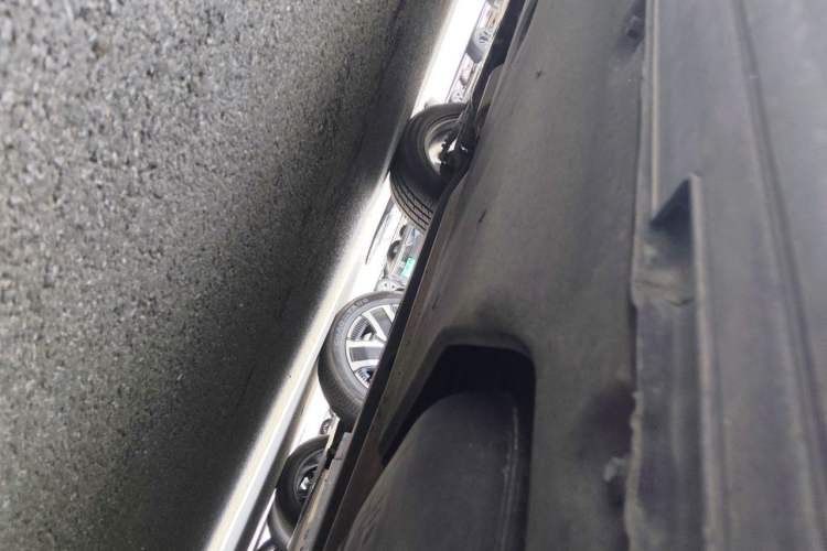 Used Hyundai Santa Fe 2019 380 TGDi DLX Automatic Two-Wheel Drive Prestige Plus Version China VI Standard Chassis Rear Left