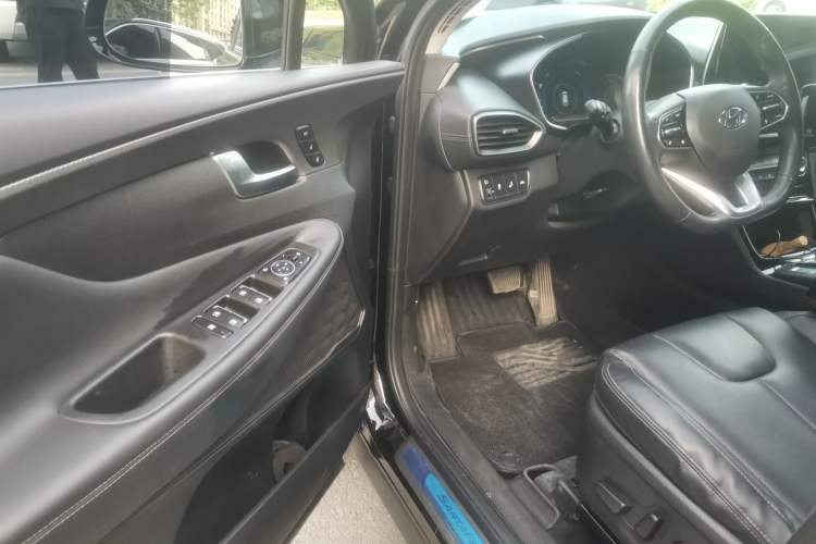 Used Hyundai Santa Fe 2019 380 TGDi TOP Automatic All-Wheel Drive Flagship (HTRAC) China V Standard Driver Seat