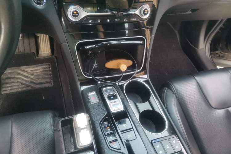 Used Hyundai Santa Fe 2019 380 TGDi TOP Automatic All-Wheel Drive Flagship (HTRAC) China V Standard Gear Lever