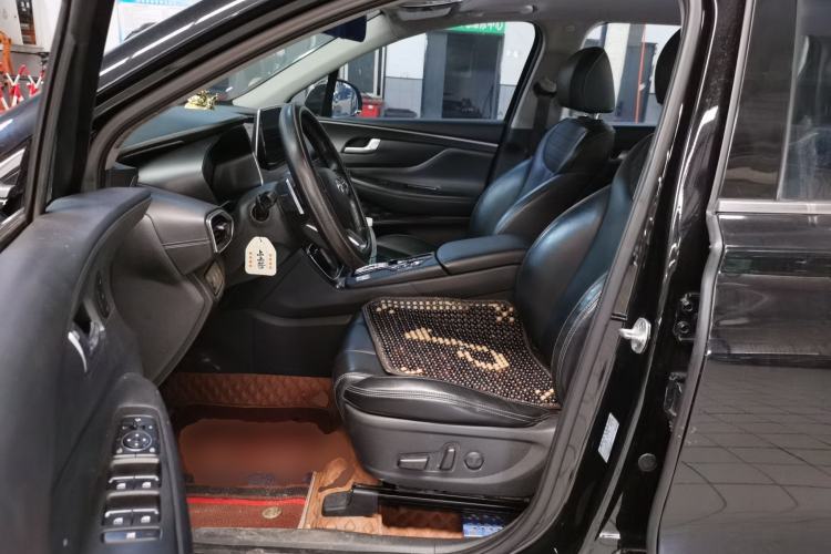 Used Hyundai Santa Fe 2019 380 TGDi DLX Automatic 2WD Prestige PLUS China V Standard Left Front Seat