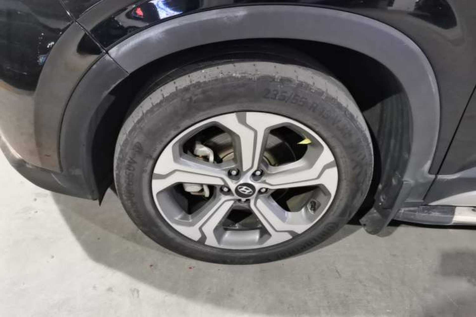 Used Hyundai Santa Fe 2019 380 TGDi GLS Automatic 2WD Luxury Version China VI Standard Left Front Wheel Hub