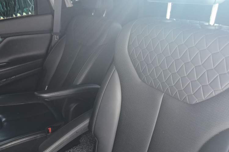 Used Hyundai Santa Fe 2019 380 TGDi GLS Automatic 2WD Luxury Version China V Standard Left Rear Seat