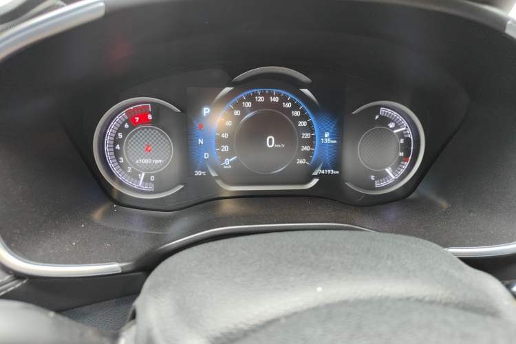 Used Hyundai Santa Fe 2019 380 TGDi DLX Automatic Two-Wheel Drive Prestige Plus Version China VI Standard Odometer Close Up