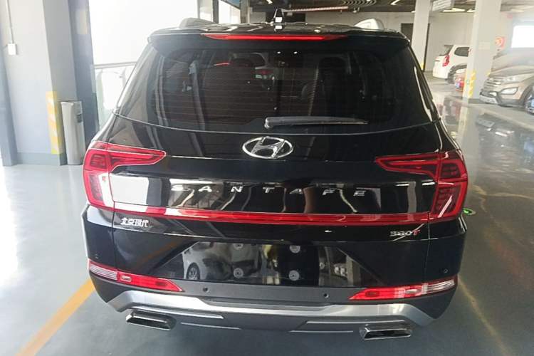 Used Hyundai Santa Fe 2019 380 TGDi DLX Automatic Two-Wheel Drive Prestige Plus Version China VI Standard Rear