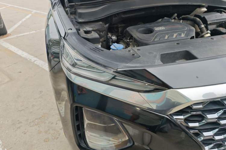 Used Hyundai Santa Fe 2019 380 TGDi DLX Automatic Two-Wheel Drive Prestige Plus Version China VI Standard Right Front Headlight