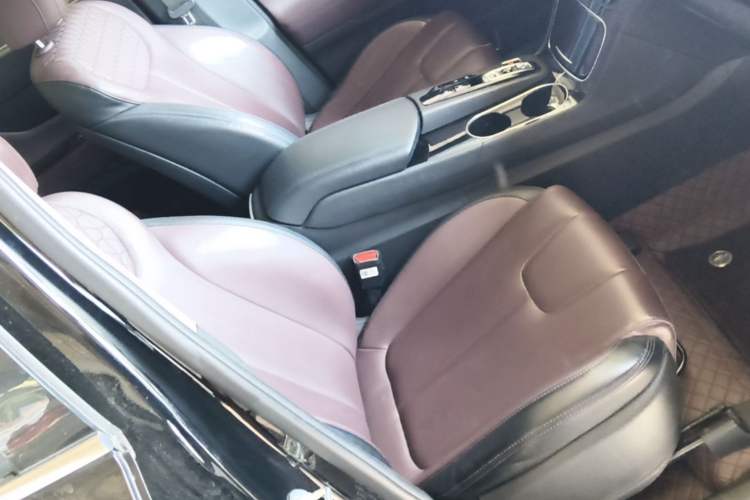 Used Hyundai Santa Fe 2019 380 TGDi GLS Automatic 2WD Luxury Version China V Standard Right Front Seat