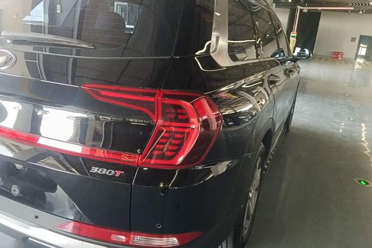 Used Hyundai Santa Fe 2019 380 TGDi DLX Automatic Two-Wheel Drive Prestige Plus Version China VI Standard Right Rear Taillight