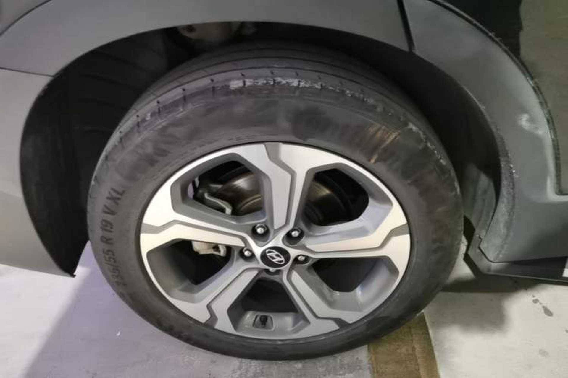 Used Hyundai Santa Fe 2019 380 TGDi GLS Automatic 2WD Luxury Version China VI Standard Right Rear Wheel Hub