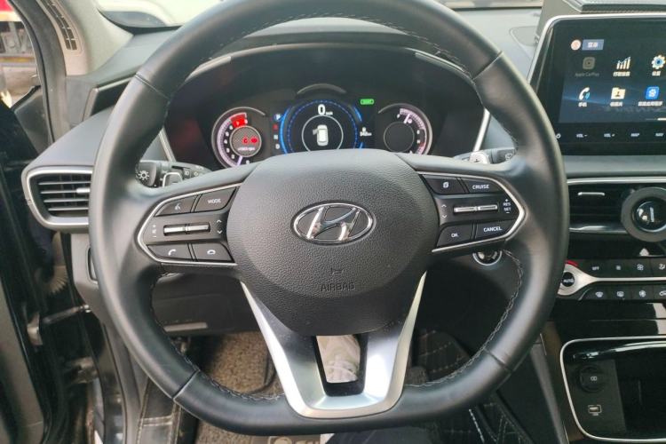 Used Hyundai Santa Fe 2019 380 TGDi GLS Automatic 2WD Luxury Version China VI Standard Steering Wheel
