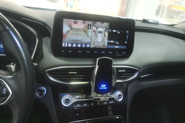 Used Hyundai Santa Fe 2019 380 TGDi DLX Automatic 2WD Prestige PLUS China V Standard Audio And AC Panel