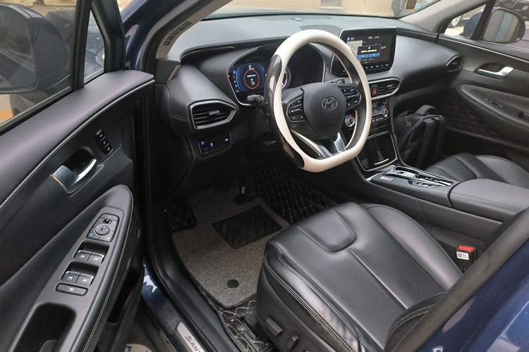 Used Hyundai Santa Fe 2019 380 TGDi DLX Automatic 2WD Prestige Edition China VI Standard Driver Seat