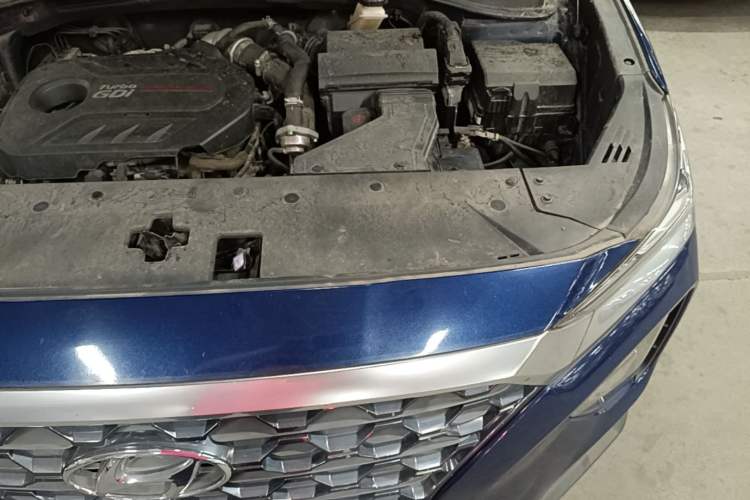 Used Hyundai Santa Fe 2019 380 TGDi DLX Automatic Two-Wheel Drive Prestige Plus Version China VI Standard Engine Bay Left