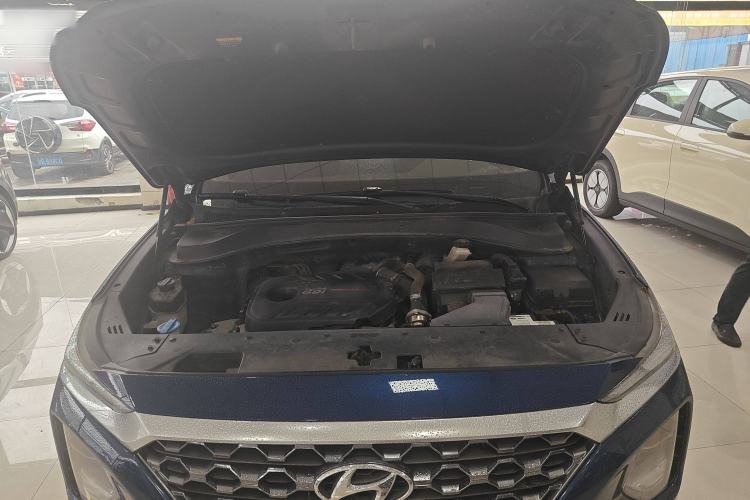 Used Hyundai Santa Fe 2019 380 TGDi DLX Automatic All-Wheel Drive Prestige PLUS (HTRAC) China VI Engine Bay