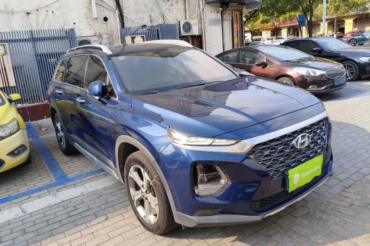 Used Hyundai Santa Fe 2019 380 TGDi TOP Automatic All-Wheel Drive Flagship (HTRAC) – China VI Standard Front Right 45 Deg