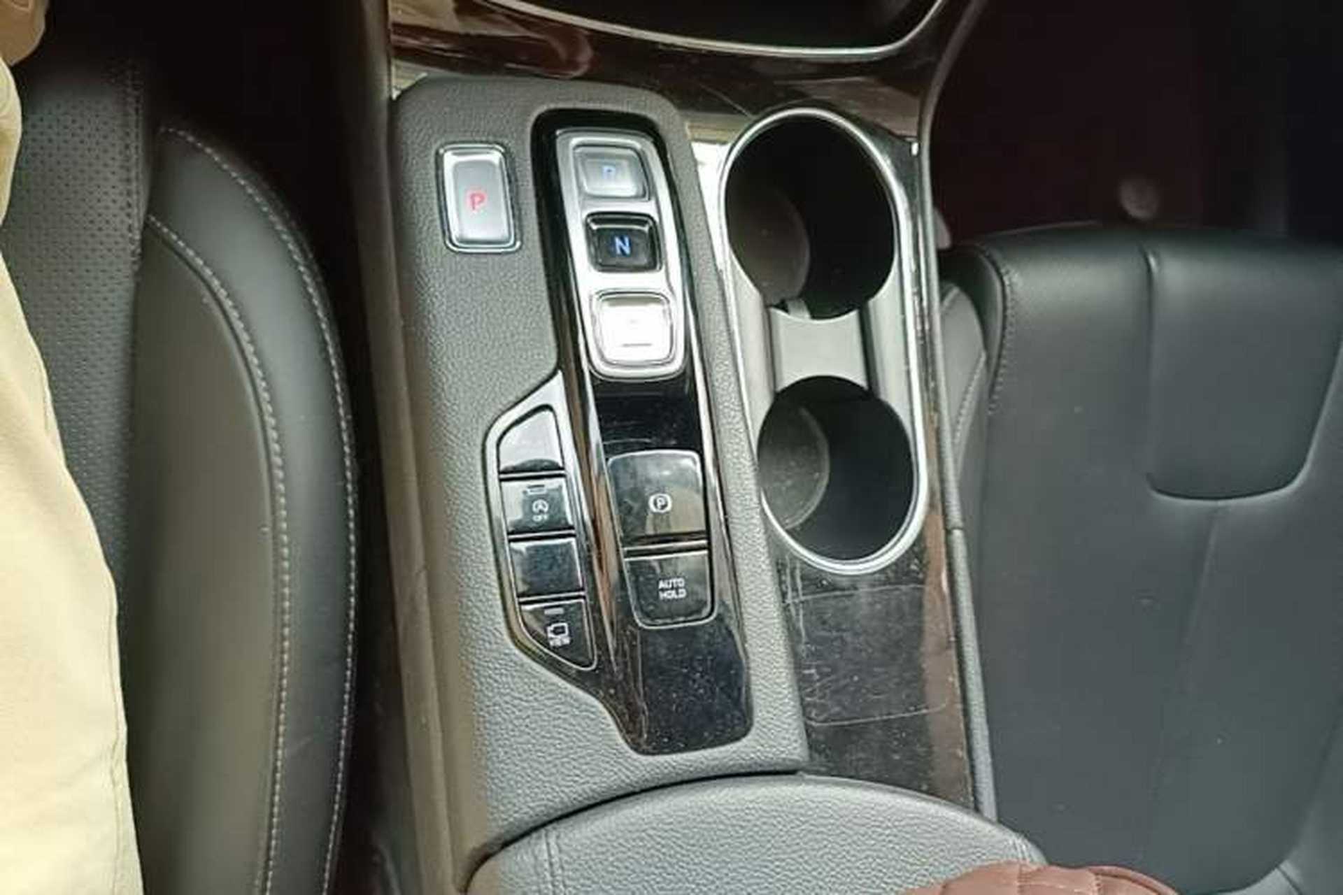 Used Hyundai Santa Fe 2019 380 TGDi GLS Automatic 2WD Luxury Version China VI Standard Gear Lever