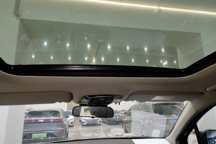 Used Hyundai Santa Fe 2019 380 TGDi DLX Automatic 2WD Prestige Edition China VI Standard Headliner