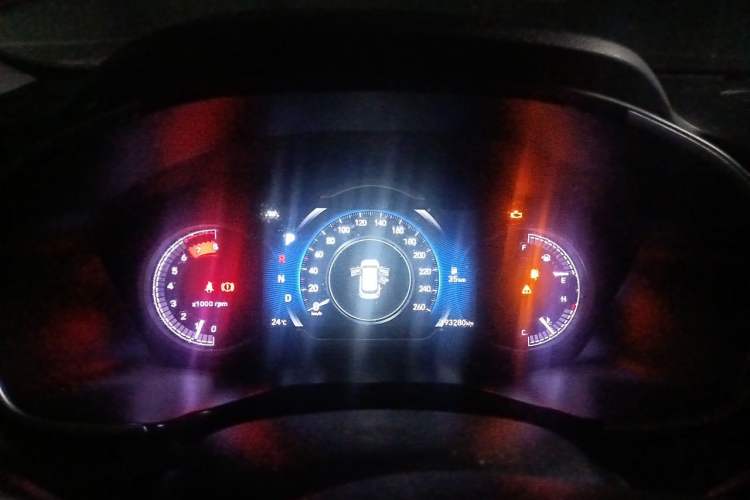 Used Hyundai Santa Fe 2019 380 TGDi TOP Automatic All-Wheel Drive Flagship (HTRAC) – China VI Standard Instrument Cluster