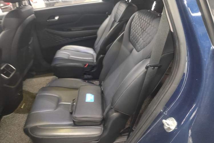 Used Hyundai Santa Fe 2019 380 TGDi DLX Automatic 2WD Prestige Edition China V Emission Standard Interior 4