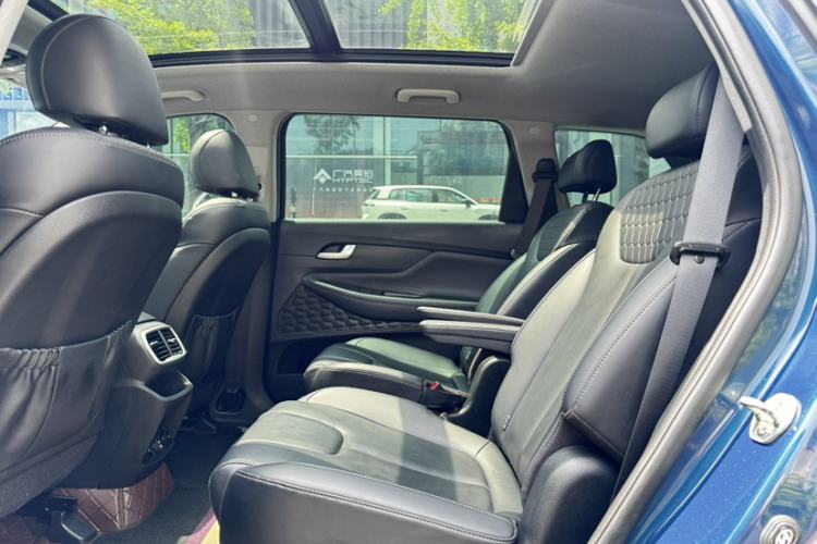 Used Hyundai Santa Fe 2019 380 TGDi GLS Automatic 2WD Luxury Version China VI Standard Interior 7