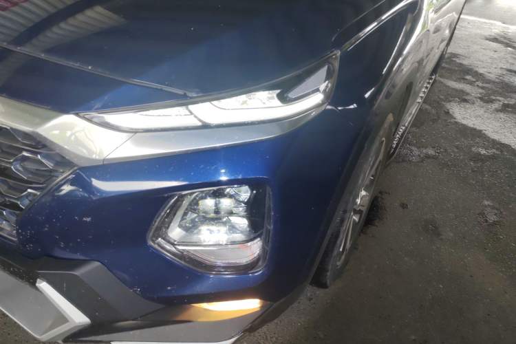 Used Hyundai Santa Fe 2019 380 TGDi GLS Automatic 2WD Luxury Version China VI Standard Left Front Headlight