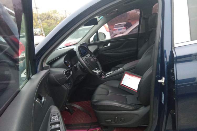 Used Hyundai Santa Fe 2019 380 TGDi GLS Automatic 2WD Luxury Version China VI Standard Left Front Seat