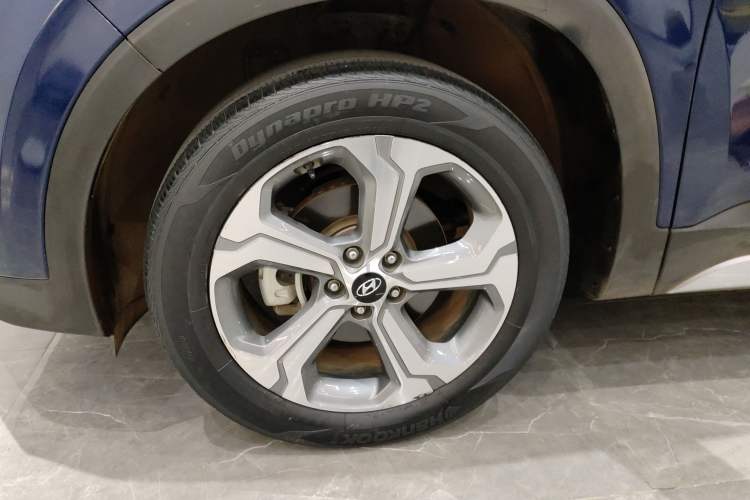 Used Hyundai Santa Fe 2019 380 TGDi DLX Automatic 2WD Prestige Edition China VI Standard Left Front Wheel Hub