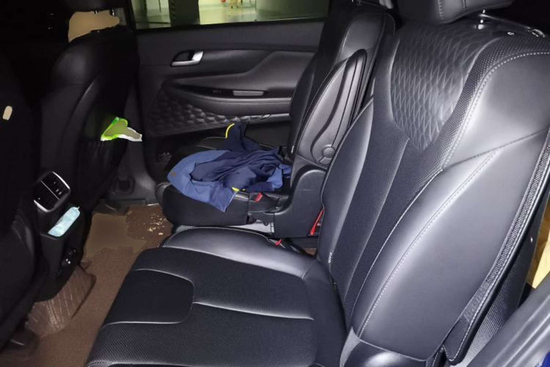 Used Hyundai Santa Fe 2019 380 TGDi DLX Automatic 2WD Prestige Edition China VI Standard Left Rear Seat