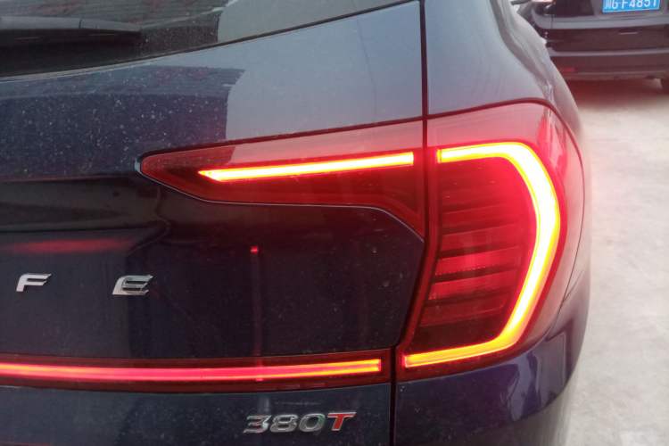 Used Hyundai Santa Fe 2019 380 TGDi GLS Automatic 2WD Luxury Version China VI Standard Right Rear Taillight