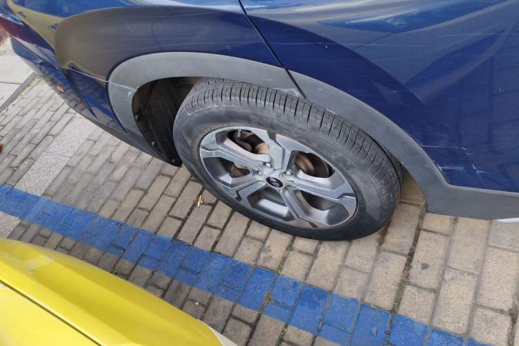 Used Hyundai Santa Fe 2019 380 TGDi TOP Automatic All-Wheel Drive Flagship (HTRAC) – China VI Standard Right Rear Wheel Hub