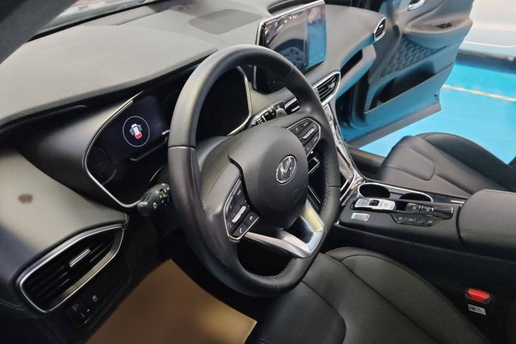 Used Hyundai Santa Fe 2019 380 TGDi GLS Automatic 2WD Luxury Version China VI Standard Steering Wheel