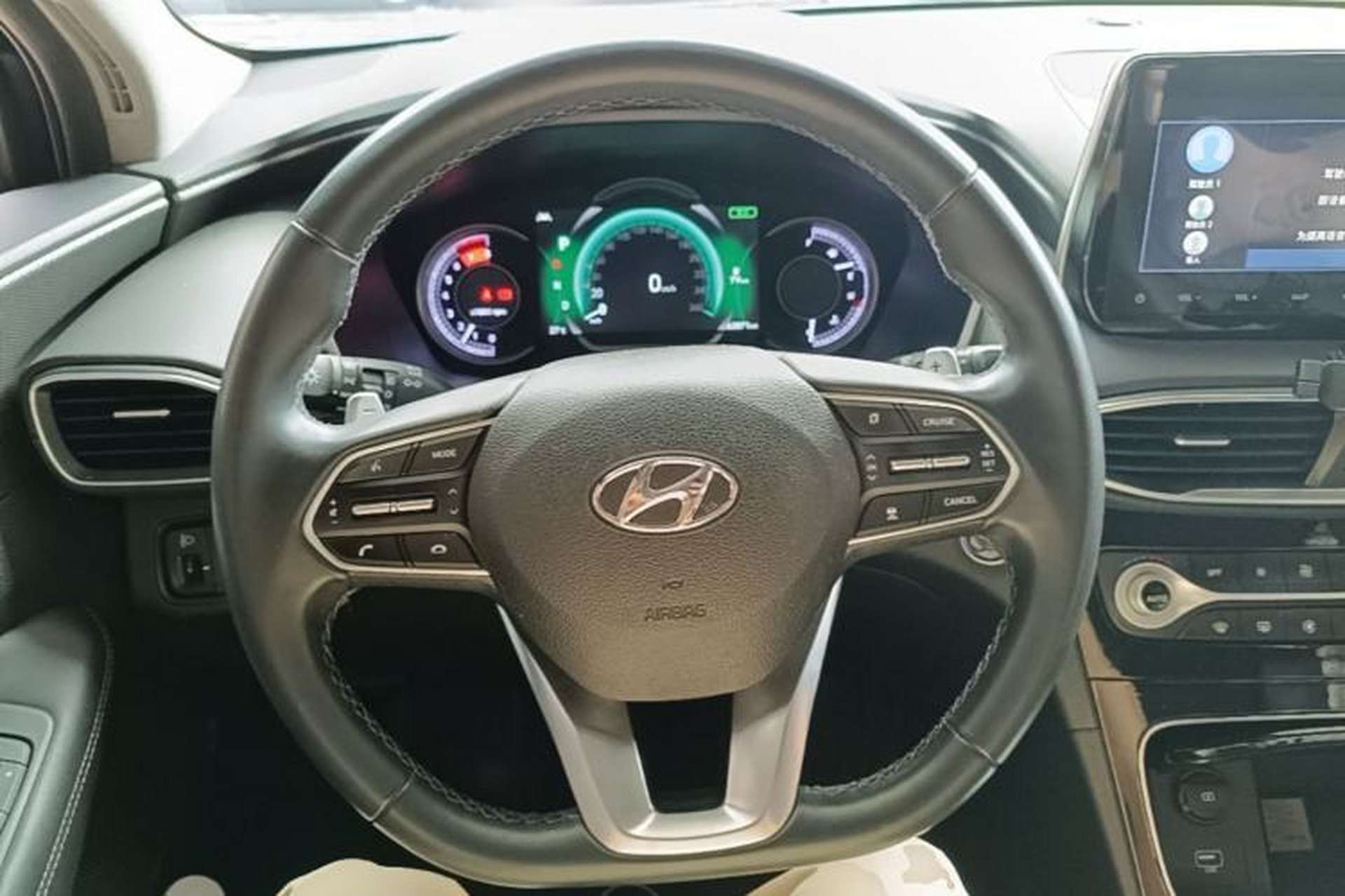 Used Hyundai Santa Fe 2019 380 TGDi GLS Automatic 2WD Luxury Version China VI Standard Steering Wheel