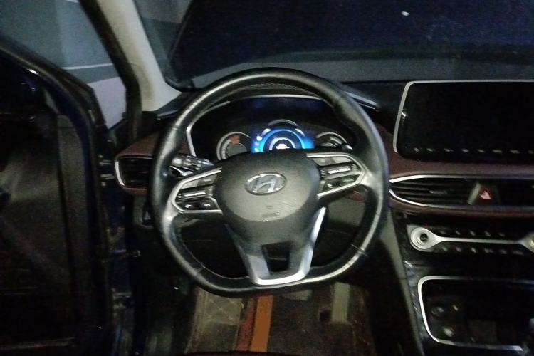 Used Hyundai Santa Fe 2019 380 TGDi TOP Automatic All-Wheel Drive Flagship (HTRAC) – China VI Standard Steering Wheel