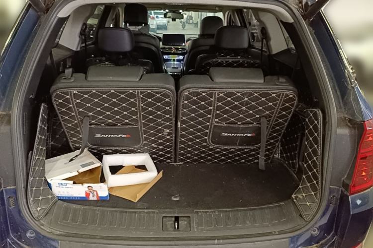 Used Hyundai Santa Fe 2019 380 TGDi DLX Automatic Two-Wheel Drive Prestige Plus Version China VI Standard Trunk