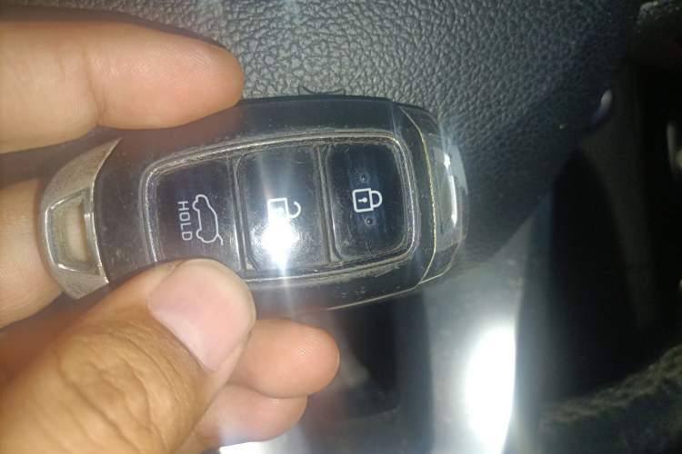 Used Hyundai Santa Fe 2019 380 TGDi TOP Automatic All-Wheel Drive Flagship (HTRAC) – China VI Standard Vehicle Key