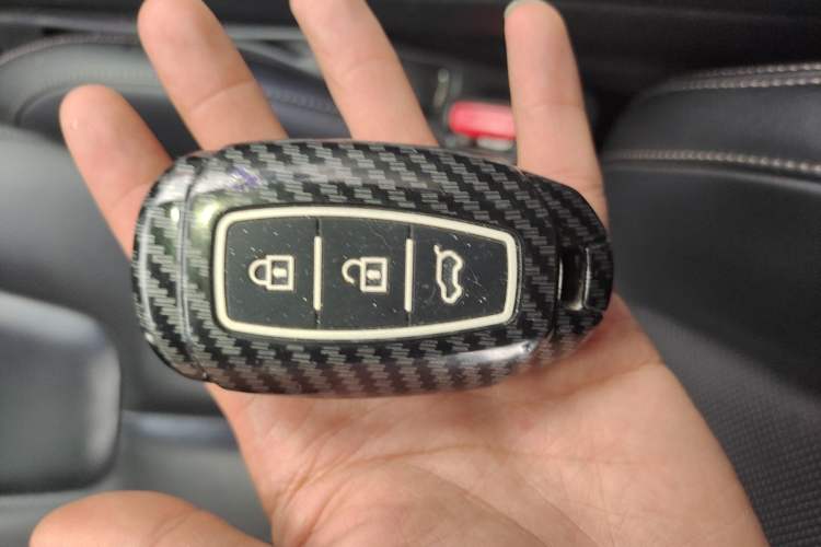 Used Hyundai Santa Fe 2019 380 TGDi DLX Automatic 2WD Prestige PLUS China V Standard Vehicle Key