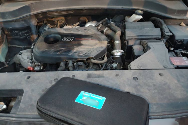 Used Hyundai Santa Fe 2019 380 TGDi DLX Automatic All-Wheel Drive Prestige (HTRAC) China V-standard Engine Bay